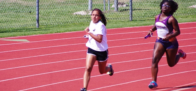 4 x 400m Relay
